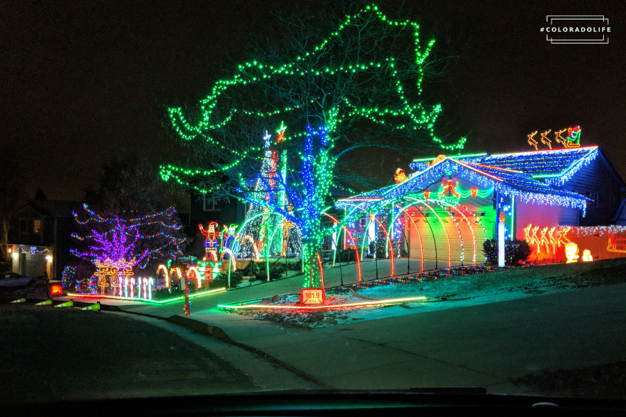 8 Best Places to See Christmas Lights in Colorado Springs [2023]