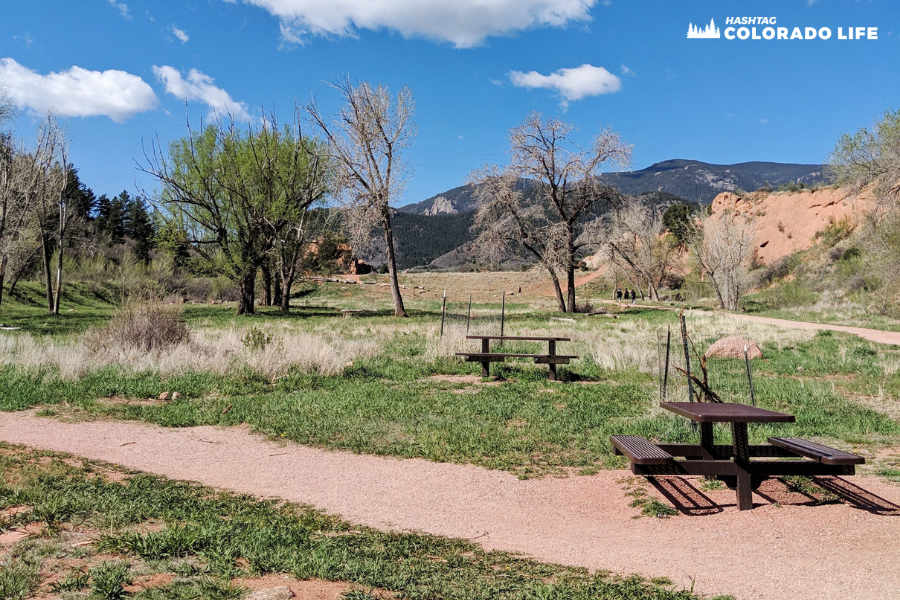 red rock canyon picnic and parking areas