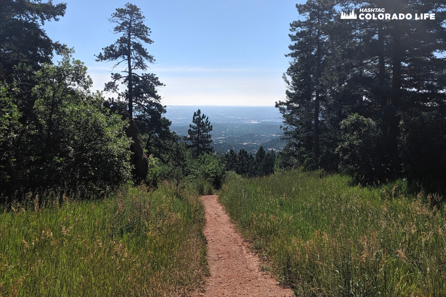 hiking blodgett peak in colorado springs