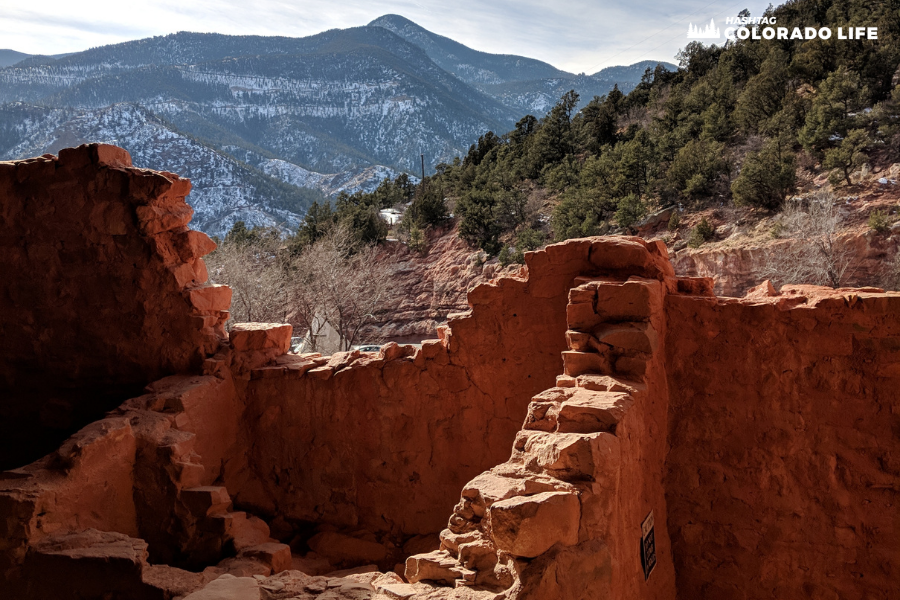 is the manitou cliff dwellings free