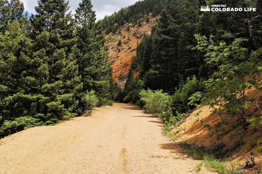 wide path at seven bridges trail