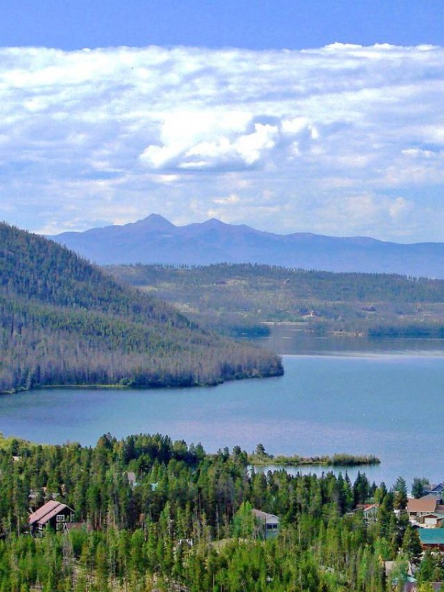 cropped-shadow-mountain-lake.jpg