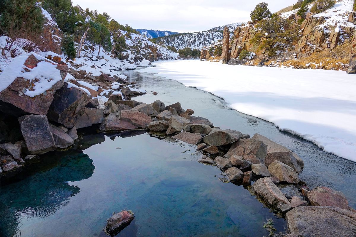 10 Best Hot Springs Near Aspen, CO to Visit This Winter