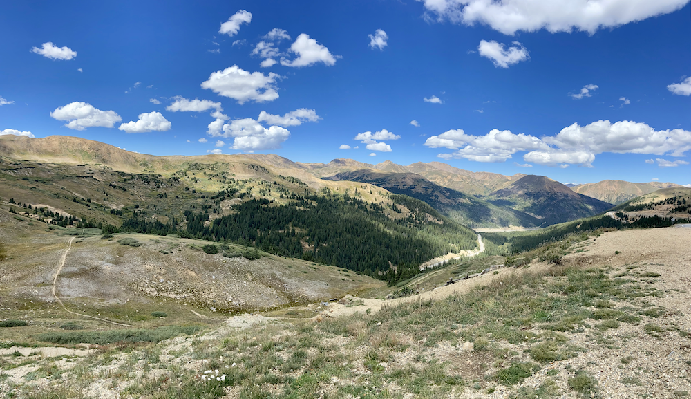 Loveland-Pass-summer-drive