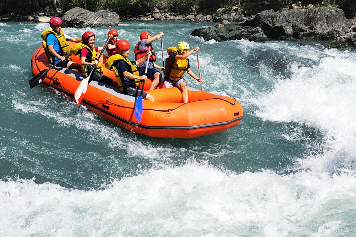 9 BEST White Water Rafting Trips in Colorado for Summer 2023