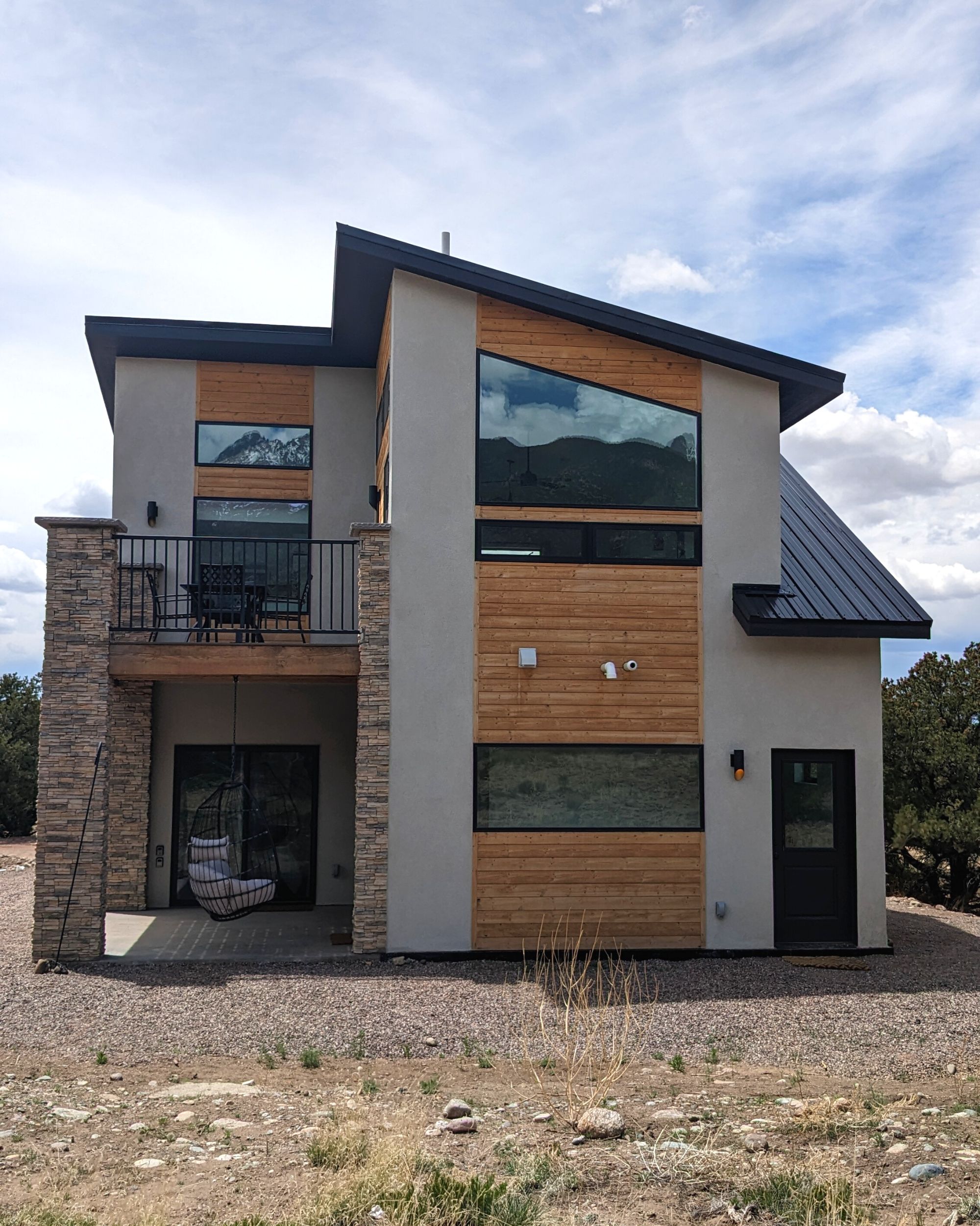 The Best Airbnb in Crestone, Colorado? Our Luxury Airbnb Experience